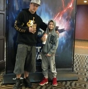 Meet your Posher, Nic